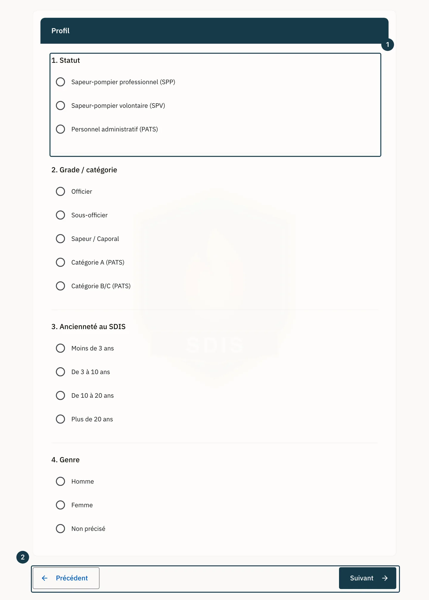 Écran du questionnaire : une question, ses réponses possibles et les boutons de navigation